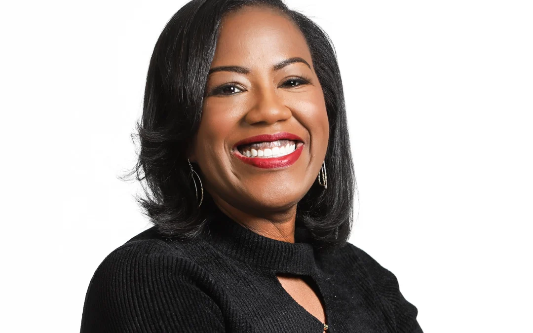 Yuquan Holloway, Principal